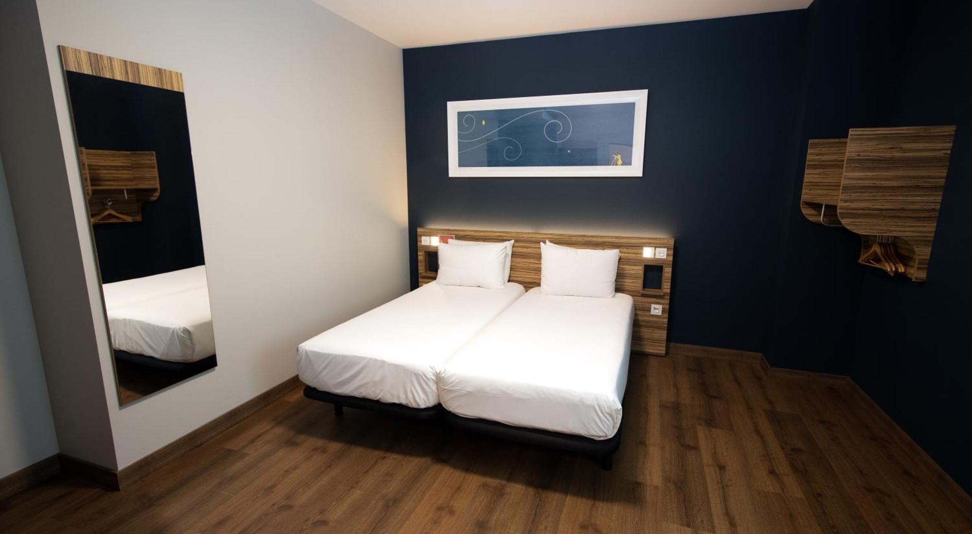 Travelodge Madrid Metropolitano Oda fotoğraf