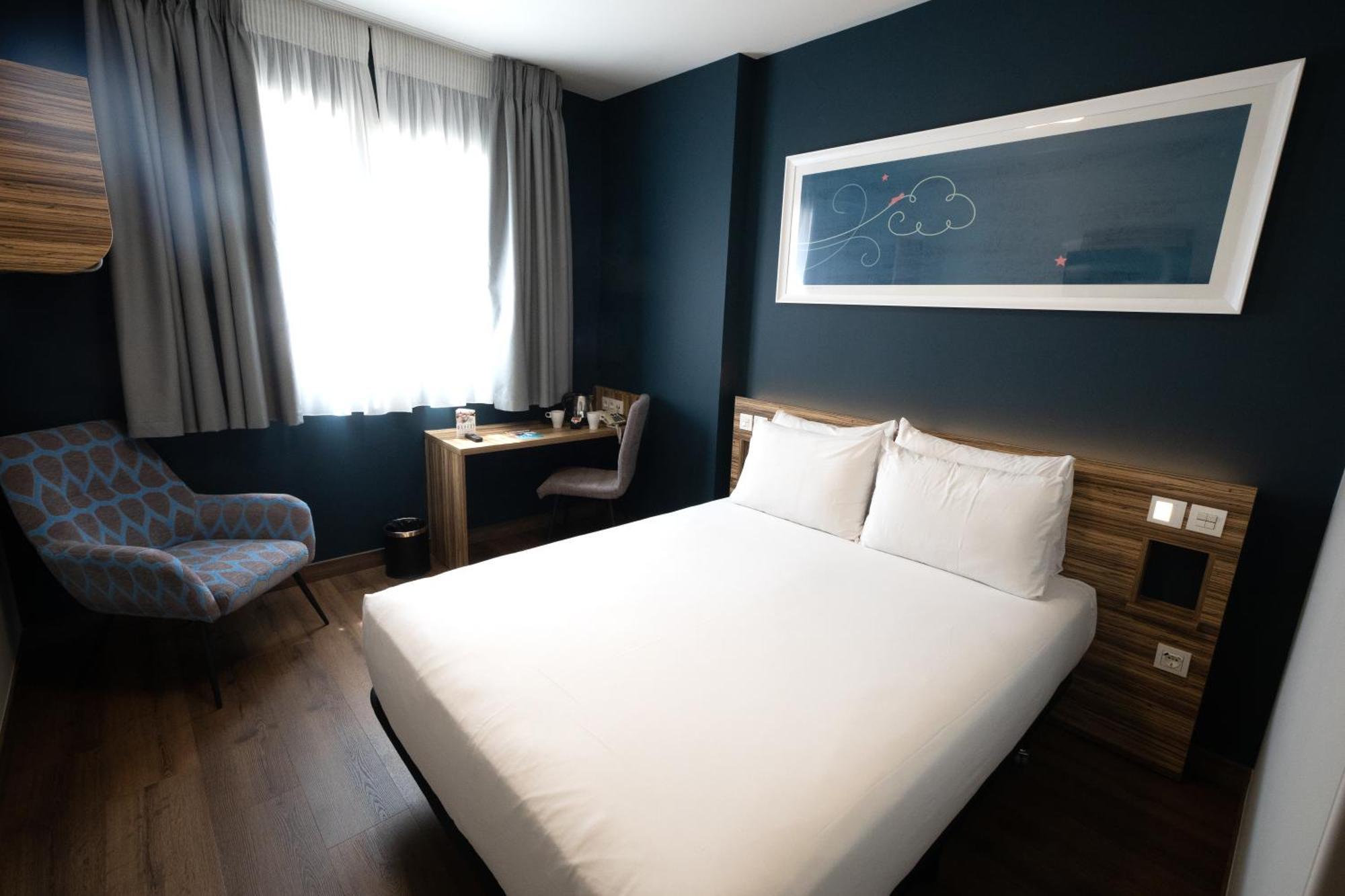 Travelodge Madrid Metropolitano Oda fotoğraf